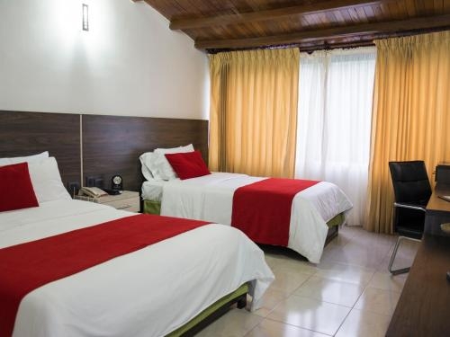 Imagen de la habitación del Hotel San Juan Internacional. Foto 9