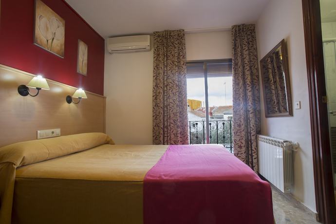 Imagen de la habitación del Hotel San Juan, Miguelturra. Foto 9