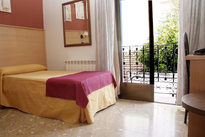 Imagen de la habitación del Hotel San Juan, Miguelturra. Foto 13