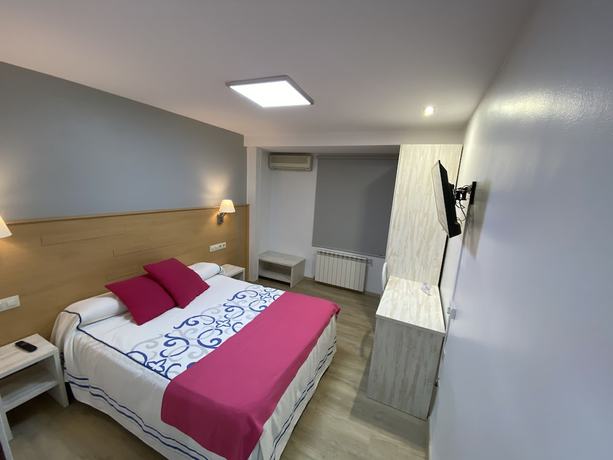 Imagen de la habitación del Hotel San Juan, Miguelturra. Foto 17