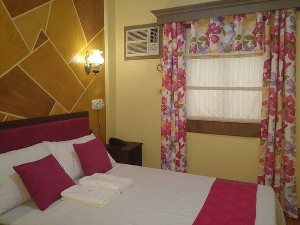 Imagen general del Hotel San Juan Suites. Foto 6