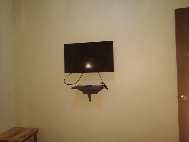 Imagen de la habitación del Hotel San Juan Suites. Foto 20