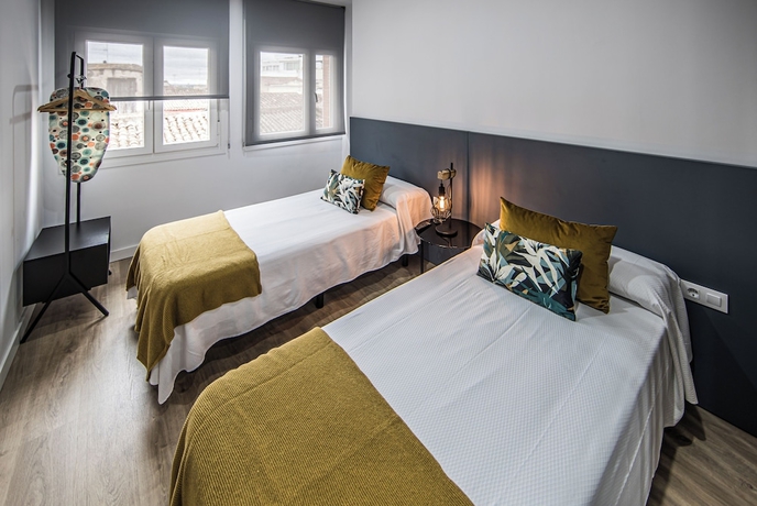 Imagen de la habitación del Hotel San Juan Suites. Foto 2