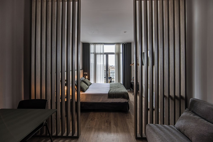 Imagen de la habitación del Hotel San Juan Suites. Foto 4
