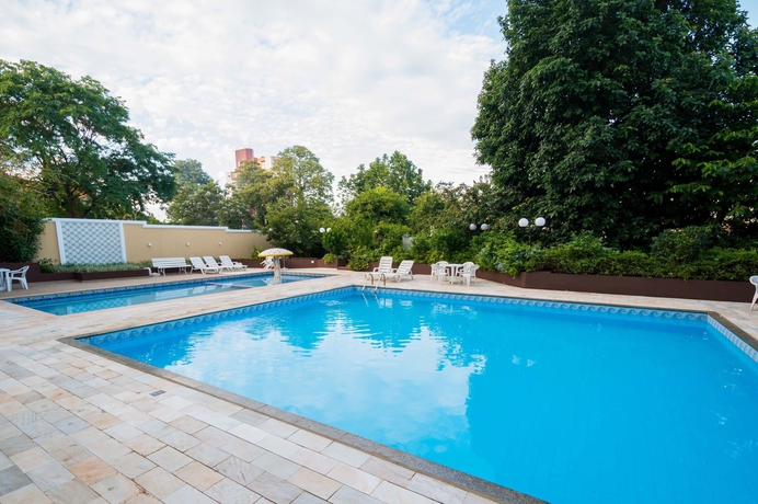 Imagen de la piscina del Hotel San Juan Tour. Foto 15