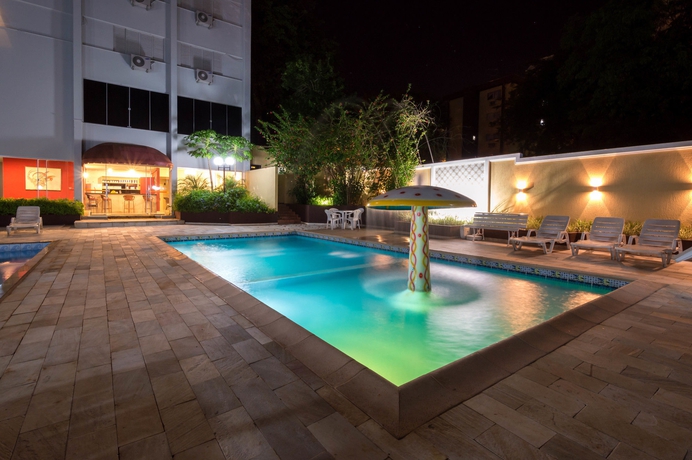 Imagen de la piscina del Hotel San Juan Tour. Foto 16