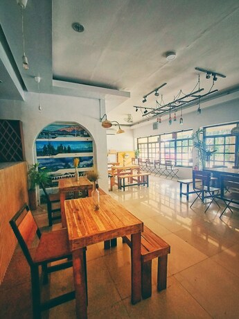 Imagen general del Hotel San Juanico Travellers Inn - RedDoorz. Foto 10