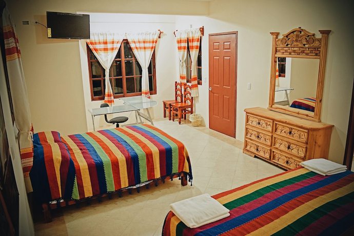 Imagen de la habitación del Hotel San Judas. Foto 7