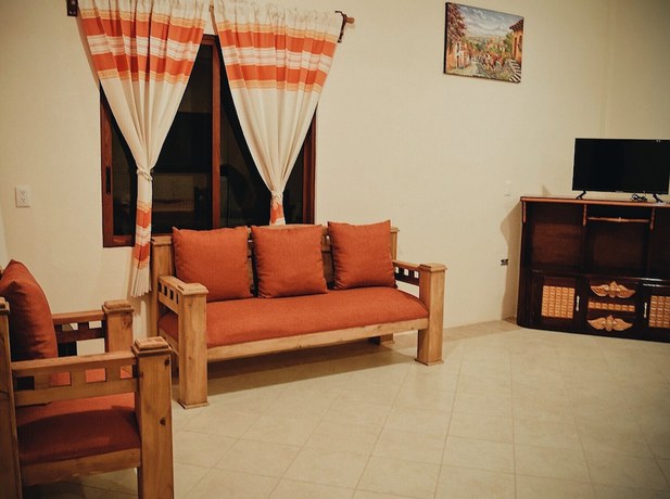 Imagen de la habitación del Hotel San Judas. Foto 13