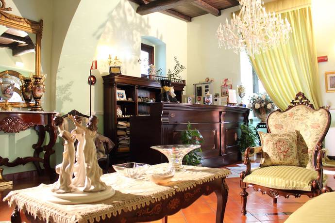 Imagen de los interiores del Hotel San Leo. Foto 15