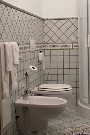 Imagen de la habitación del Hotel San Leo. Foto 7