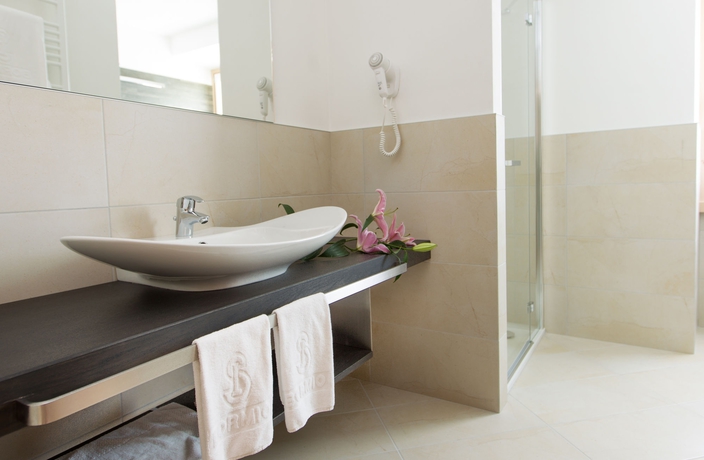 Imagen de la habitación del Hotel San Lorenzo, Bormio. Foto 5