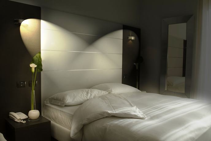Imagen de la habitación del Hotel San Lorenzo, Chiavenna. Foto 12