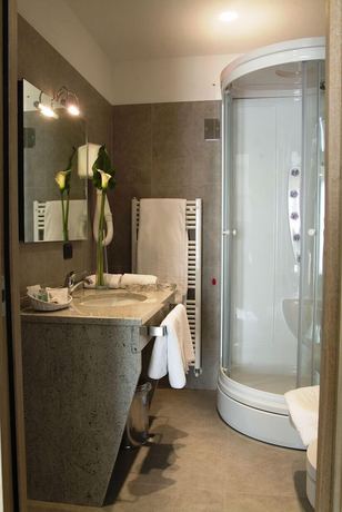 Imagen de la habitación del Hotel San Lorenzo, Chiavenna. Foto 13