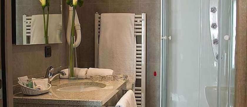 Imagen de la habitación del Hotel San Lorenzo, Chiavenna. Foto 15