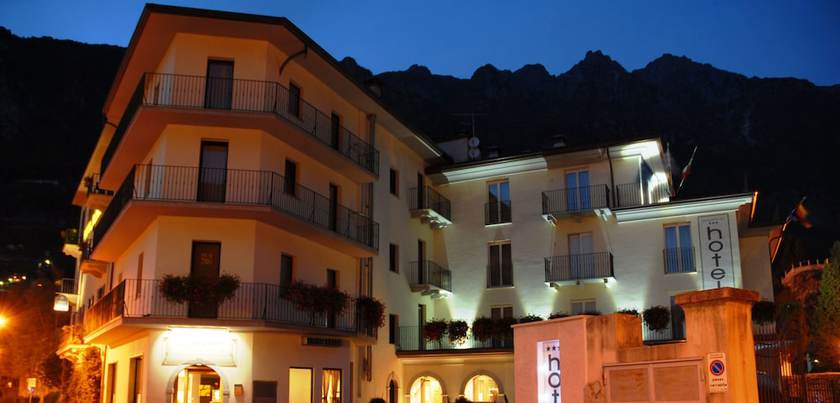 Imagen de la habitación del Hotel San Lorenzo, Chiavenna. Foto 19