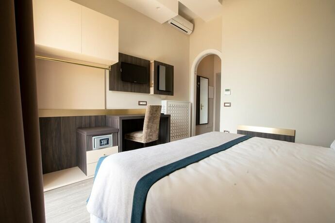 Imagen de la habitación del Hotel San Lorenzo & Spa. Foto 22