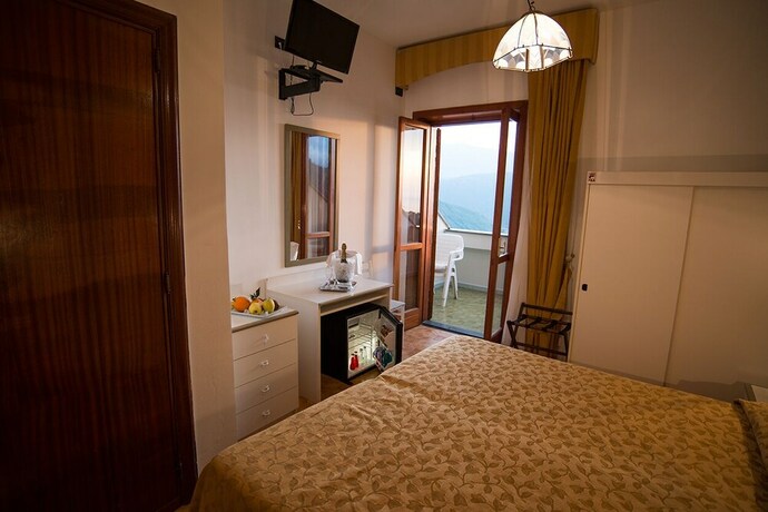 Imagen de la habitación del Hotel San Lorenzo & Spa. Foto 26