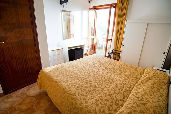 Imagen de la habitación del Hotel San Lorenzo & Spa. Foto 27