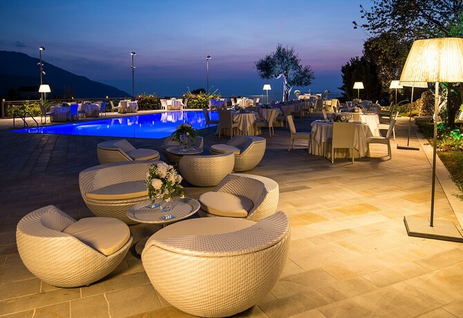 Imagen de la piscina del Hotel San Lorenzo & Spa. Foto 39