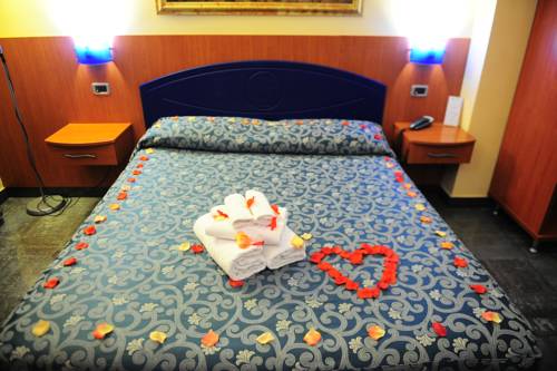 Imagen de la habitación del Hotel San Luca, Battipaglia. Foto 3