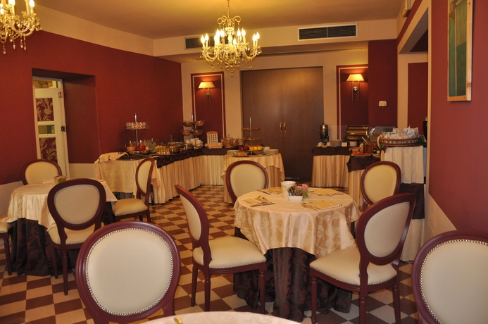 Imagen del bar/restaurante del Hotel San Luca Palace. Foto 11