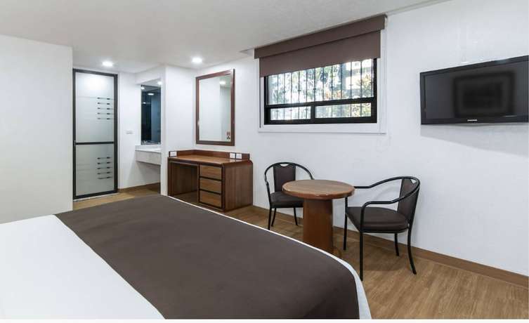 Imagen de la habitación del Hotel San Lucas. Foto 10