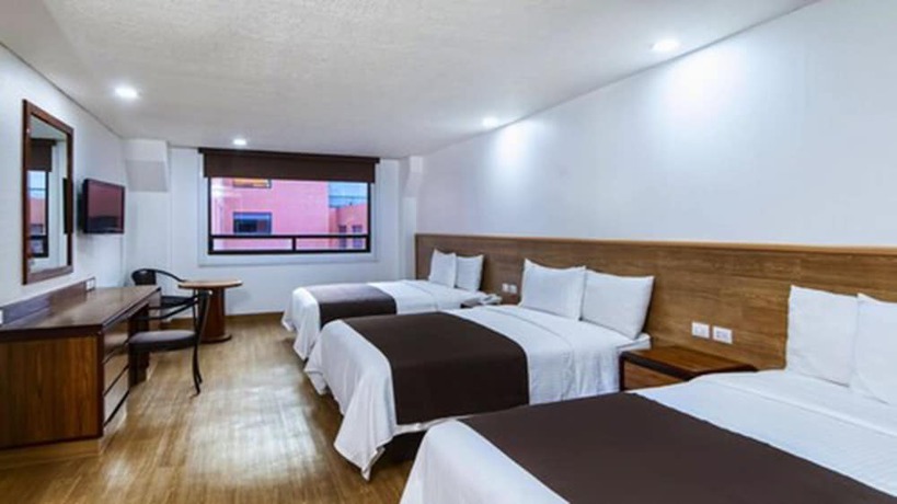 Imagen de la habitación del Hotel San Lucas. Foto 13