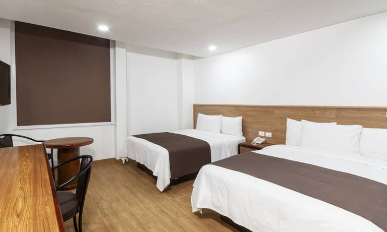 Imagen de la habitación del Hotel San Lucas. Foto 14