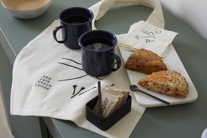 Imagen del bar/restaurante del Hotel San Luis Creek Lodge. Foto 3