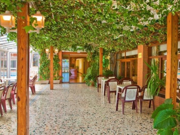 Imagen general del Hotel San Luis, Gandía. Foto 3