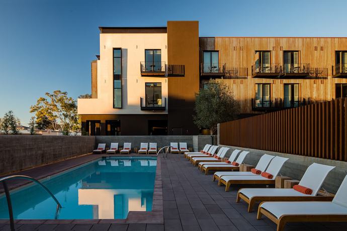 Imagen de la piscina del Hotel San Luis Obispo. Foto 20