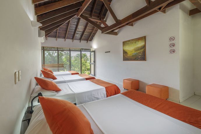 Imagen de la habitación del Hotel San Marcelino de las Rosas. Foto 2