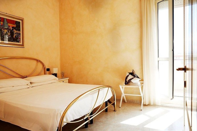 Imagen de la habitación del Hotel San Marco, Alghero. Foto 10