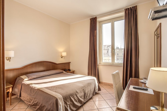 Imagen de la habitación del Hotel San Marco, Castro Pretorio. Foto 5