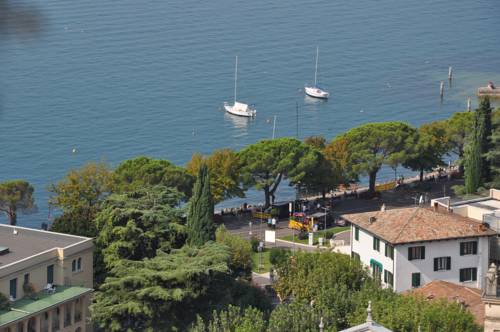 Imagen de la habitación del Hotel San Marco, Garda. Foto 2