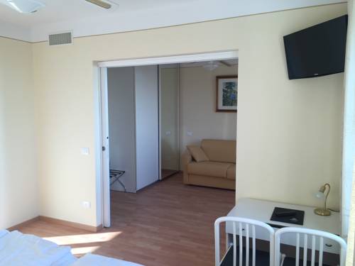 Imagen de la habitación del Hotel San Marco, Garda. Foto 7