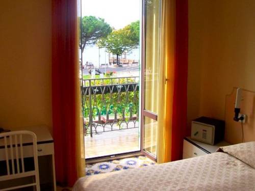 Imagen de la habitación del Hotel San Marco, Garda. Foto 12