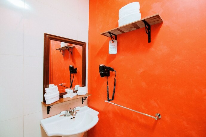 Imagen general del Hotel San Marco, General Santos. Foto 2