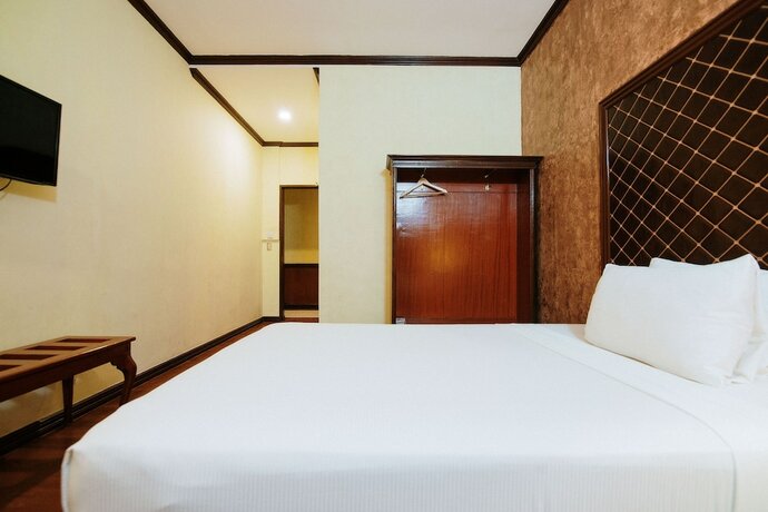 Imagen de la habitación del Hotel San Marco, General Santos. Foto 13