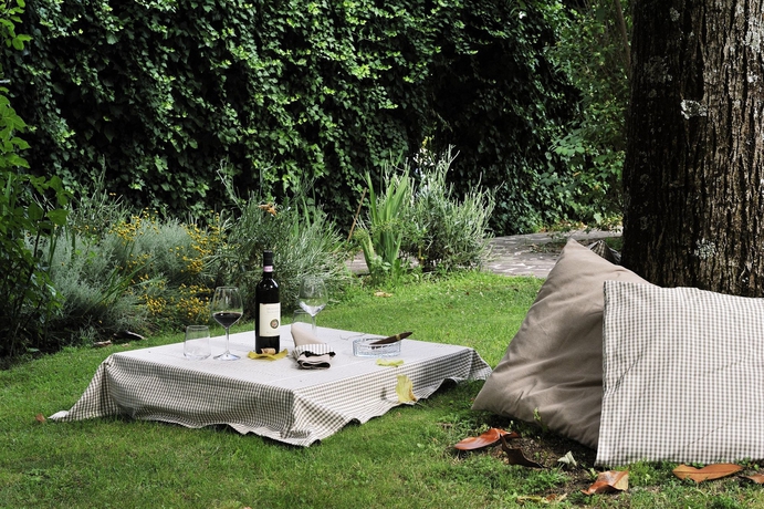 Imagen de los exteriores del Hotel San Marco, Gubbio. Foto 11