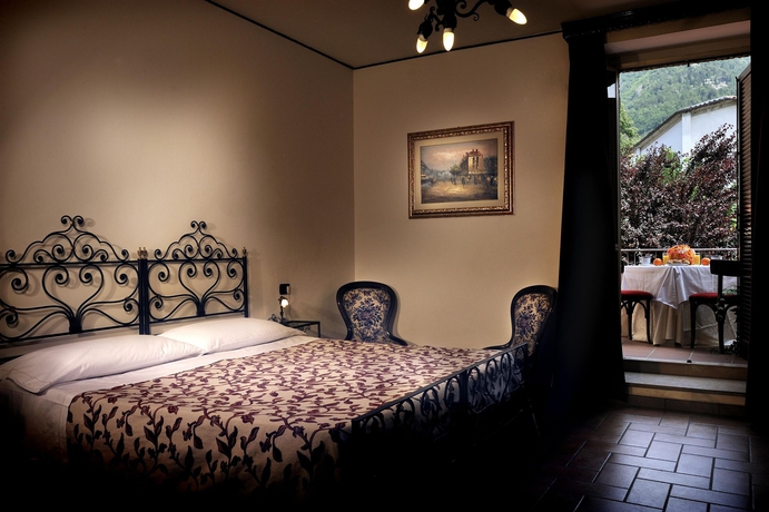 Imagen de la habitación del Hotel San Marco, Gubbio. Foto 7