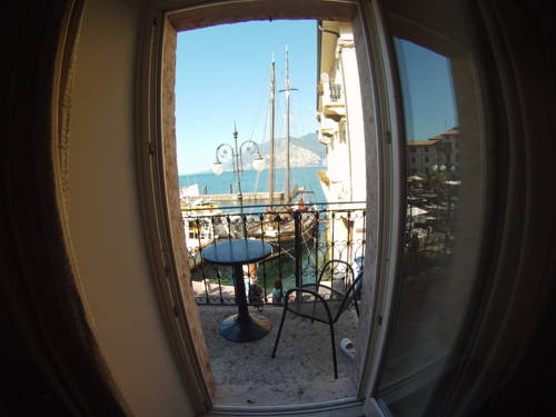 Imagen de la habitación del Hotel San Marco, Malcesine. Foto 3