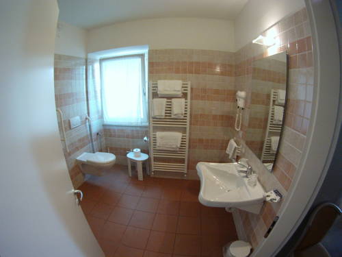 Imagen de la habitación del Hotel San Marco, Malcesine. Foto 4
