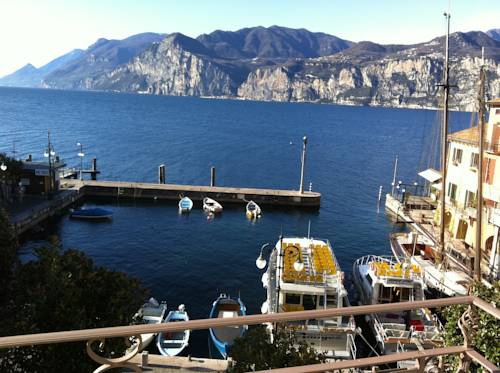 Imagen de la habitación del Hotel San Marco, Malcesine. Foto 5