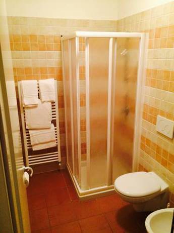 Imagen de la habitación del Hotel San Marco, Malcesine. Foto 10