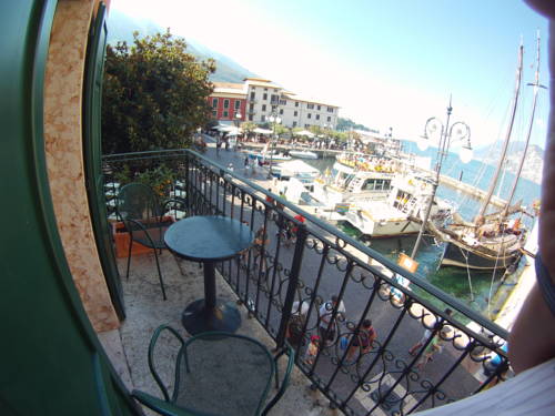 Imagen de la habitación del Hotel San Marco, Malcesine. Foto 16