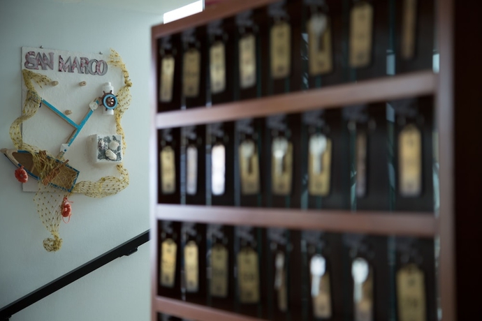 Imagen de los interiores del Hotel San Marco Marotta. Foto 19