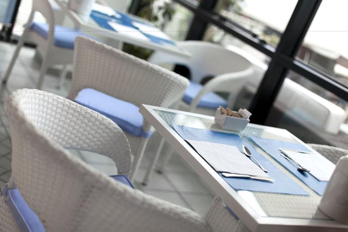 Imagen del bar/restaurante del Hotel San Marco Marotta. Foto 2