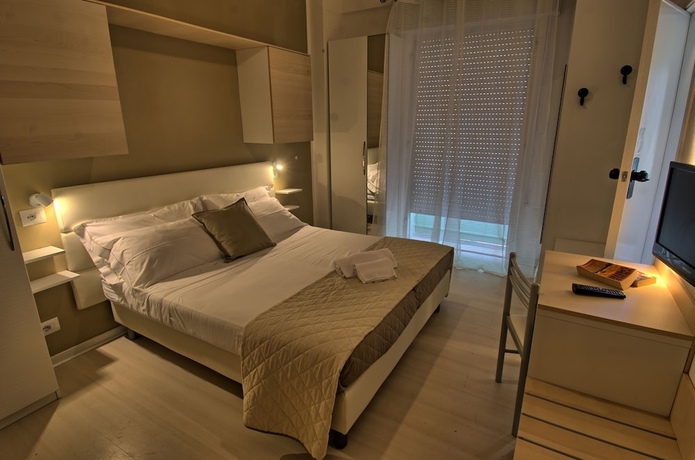 Imagen de la habitación del Hotel San Marco Marotta. Foto 13